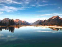 2017款中東版奔弛GLE400天津港平行進(jìn)口車熱銷奔馳GLE400霸氣SUV（奔馳gle400中東版價格與圖片）